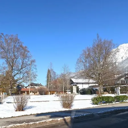 'chalet-style' Ruhige & Zentrale 3-raum-suite Direkt Am Kurpark Apartment *