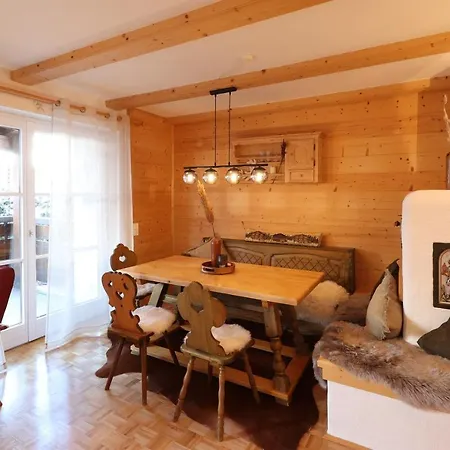 Apartment 'chalet-style' Ruhige & Zentrale 3-raum-suite Direkt Am Kurpark