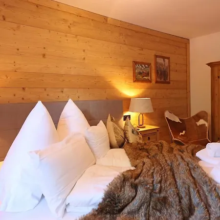 'chalet-style' Ruhige & Zentrale 3-raum-suite Direkt Am Kurpark *