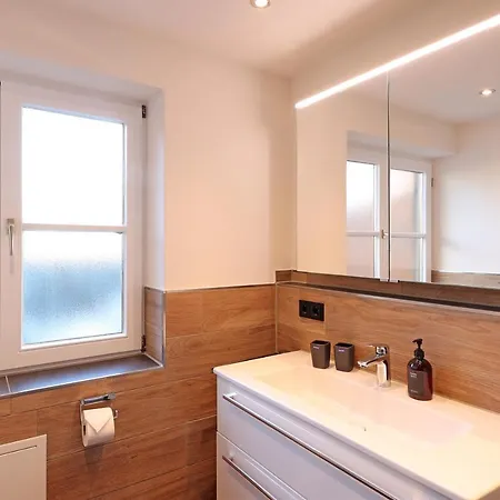 'chalet-style' Ruhige & Zentrale 3-raum-suite Direkt Am Kurpark * Oberstdorf