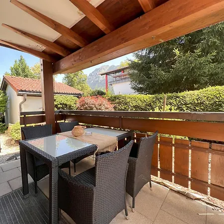 Apartment 'chalet-style' Ruhige & Zentrale 3-raum-suite Direkt Am Kurpark *